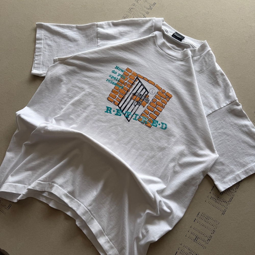Vintage 90s Retired School T-shirt